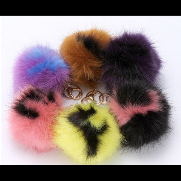 Purple W Faux Fur Pom Pom Keychain - Picture 3 of 3