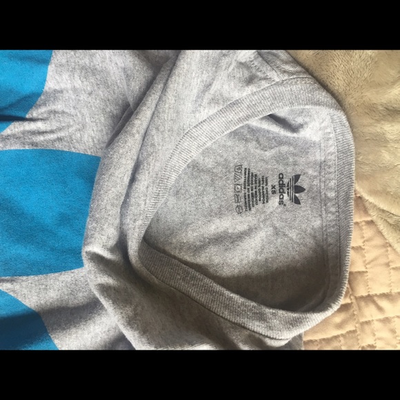 Adidas t-shirt