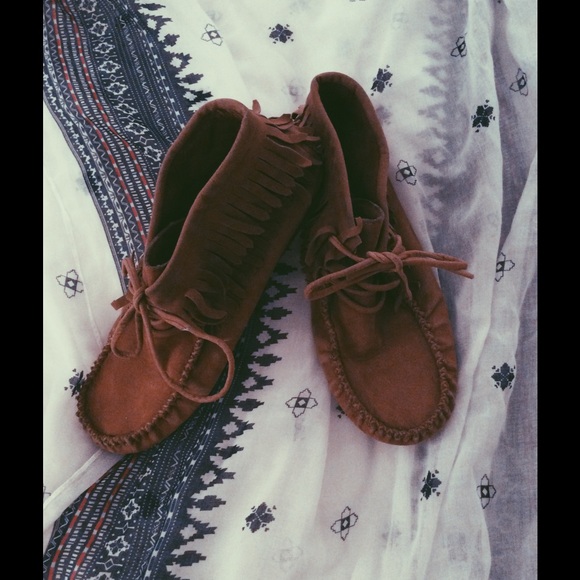 NEW! Fringe Moccasins