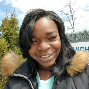 Meet your Posher, Denee