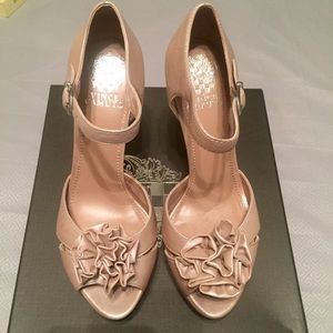 Vince Camuto Stiletto Platform Heels NWT 🎉SALE 🎉