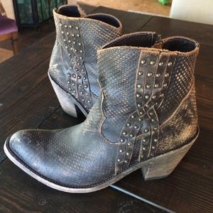 Liberty Black boots