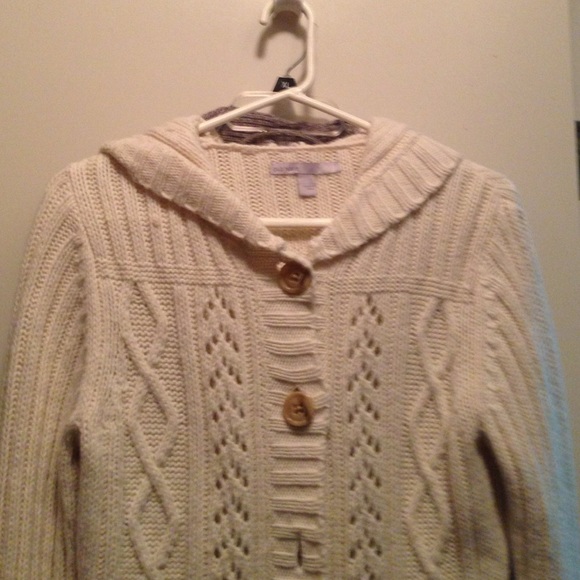 Old Navy sweater