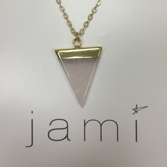 MOVING SALE❤️MUST GO BY TUESDAY Jami Rose Quartz
