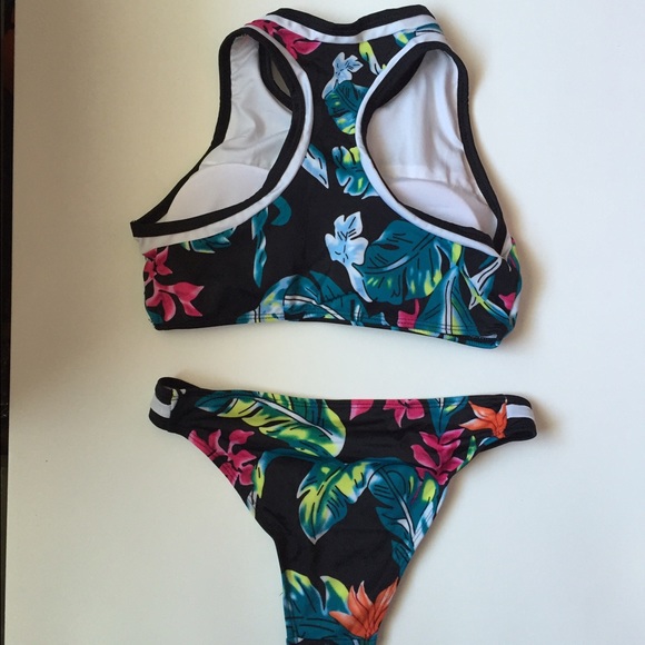 Floral Bikini set sw195 - Picture 3 of 3