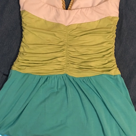 Boutique halter very unique and stunning. NWOT - Picture 3 of 4