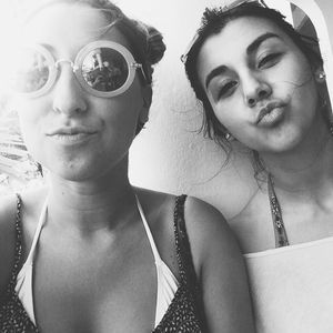 Meet your Posher, Liv