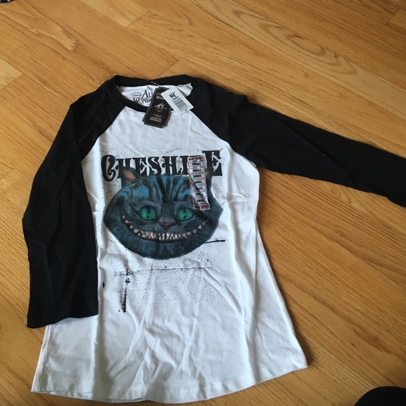 Baseball tee