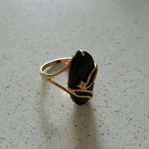 Antique, Vintage Onyx & 10K gold ring