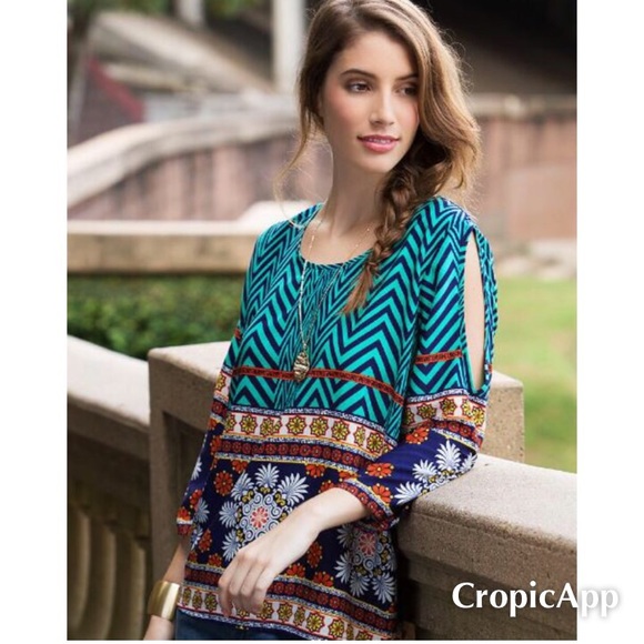 RIVERTON PRINTED COLD SHOULDER BLOUSE
