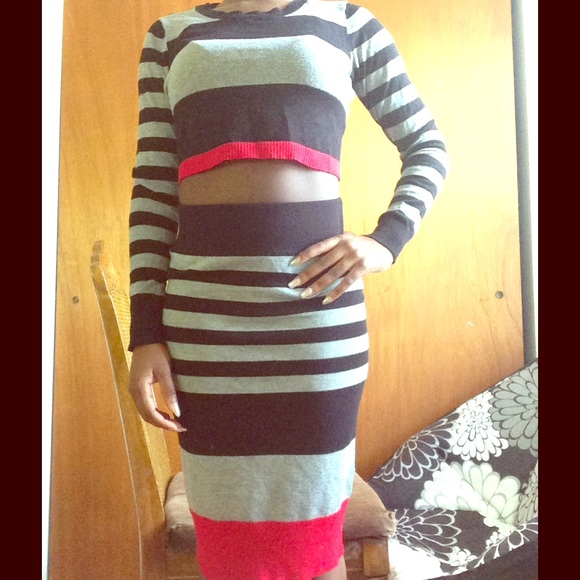 Two Piece Sweater Top&Skirt