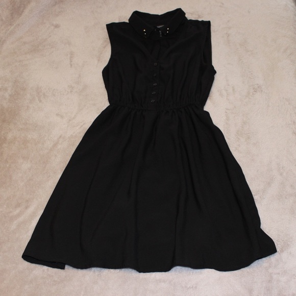 Kendall and Kylie Black "House Dress"