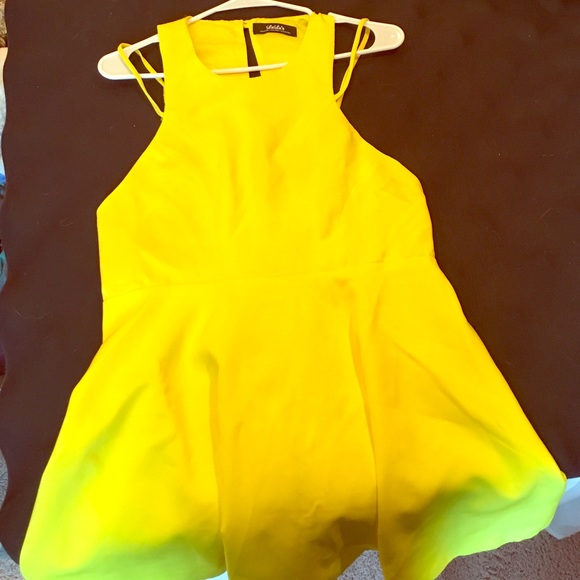 LuLu's Yellow dress