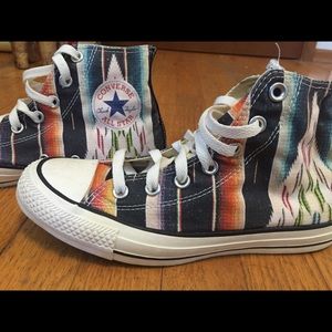 Navajo print Hi Top Converse