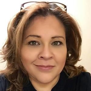 Meet your Posher, Deborah