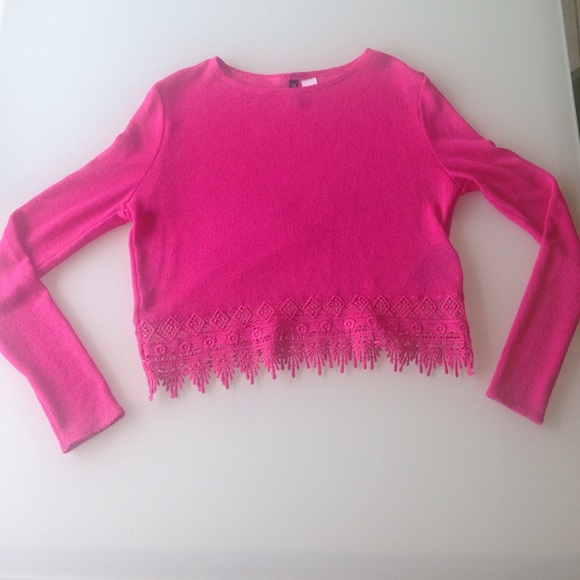 Hot pink knit long sleeve crop top with lace