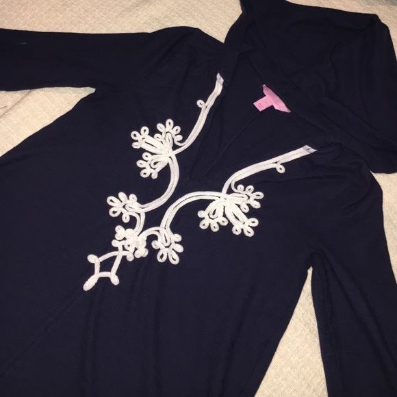 Lilly Pulitzer hooded tunic top