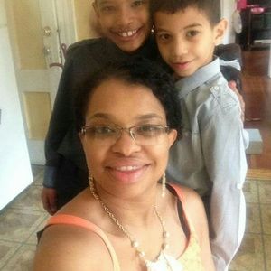 Meet your Posher, Debbie