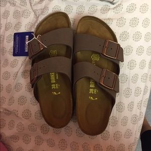 SOLD!!!! Mocha Arizona Birkenstocks (BRAND NEW)