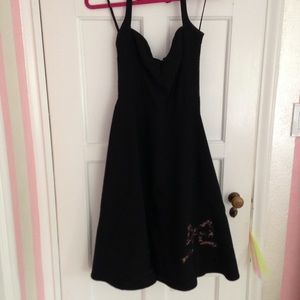 EUC cute teacup length black dress size 6