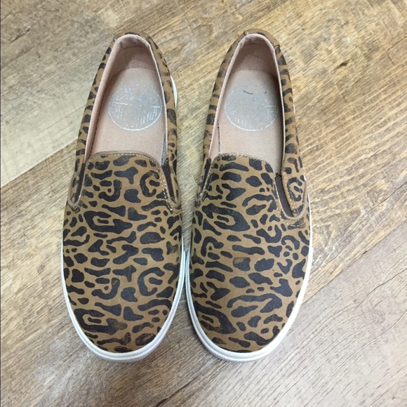 Leopard slip on shoes