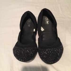 Black flats w Grey/Black rhinestones