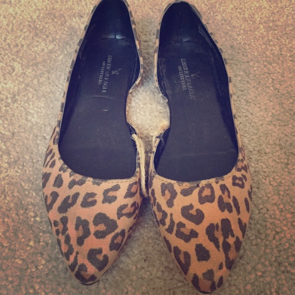 American Eagle leopard print shoes