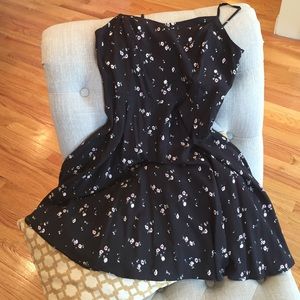 Old Navy flowered sun dress