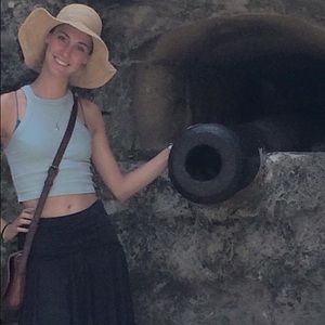 Meet your Posher, Lori