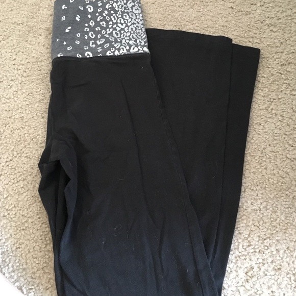 Pink yogas. Size s. Flare