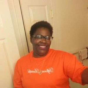 Meet your Posher, Annette