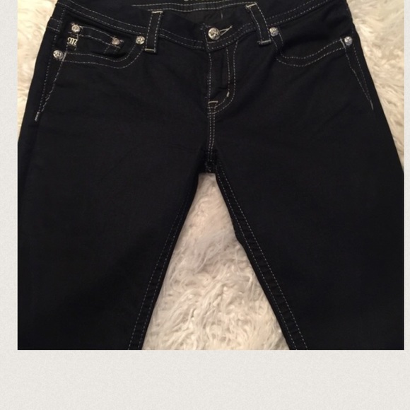 Last pair. Size 31 ONLY - Picture 2 of 4