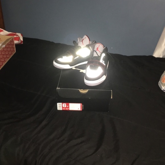 Jordan True Flight Size 6 in Men or 7.5 in women