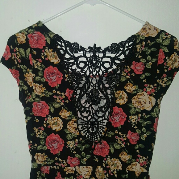 Floral Dress - Picture 2 of 2
