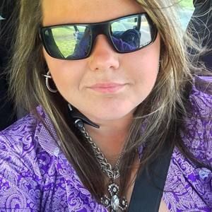 Meet your Posher, Carly