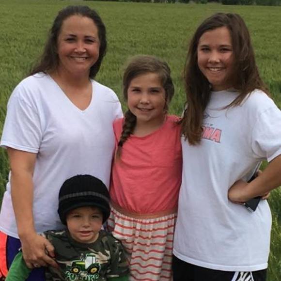 Meet your Posher, Sandy