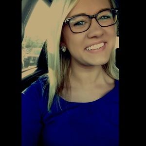 Meet your Posher, Shelby