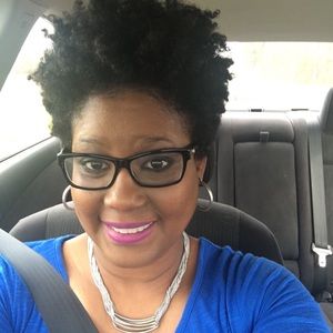 Meet your Posher, Laneisha