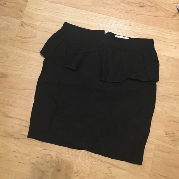 Black peplum pencil skirt M Charlotte russe