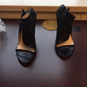 Camilla Skovgaard open toe shoe