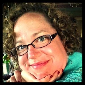 Meet your Posher, Jennine