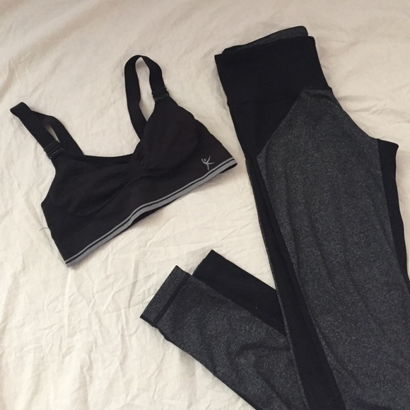 *SOLD in bundle* Leggings and sports bra bundle