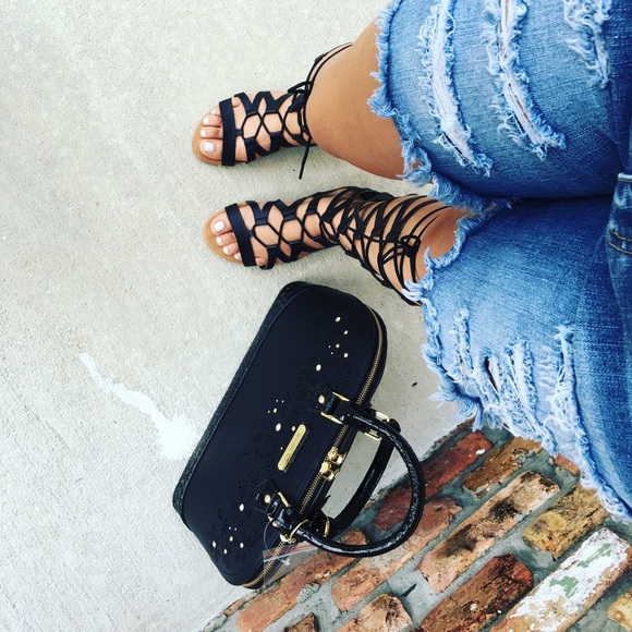 Shoes - Black gladiator lace