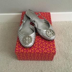 Tory Burch Reva - Silver Sling Back, Size 8