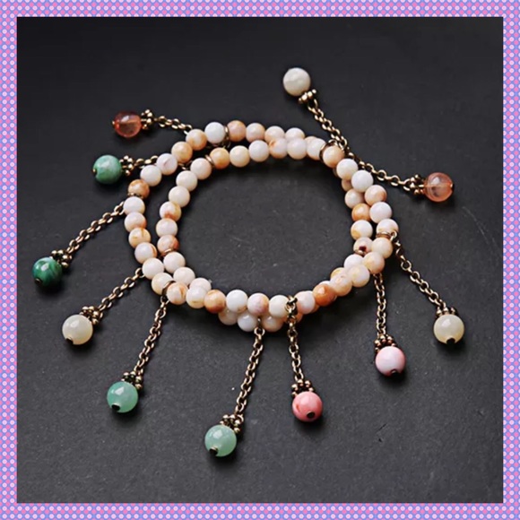 πglass bead bracelet with bead dangles - Picture 2 of 4