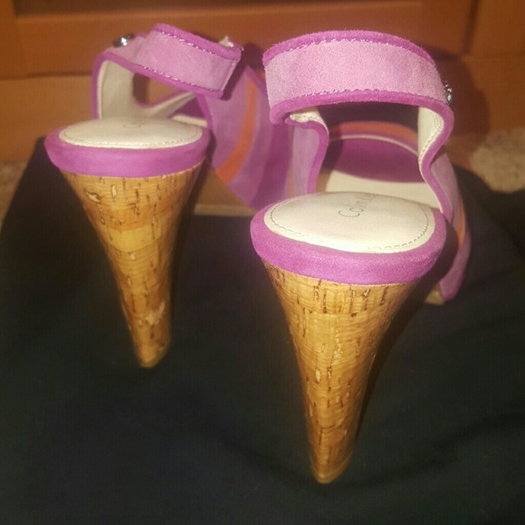 *Suede heels - Picture 2 of 2