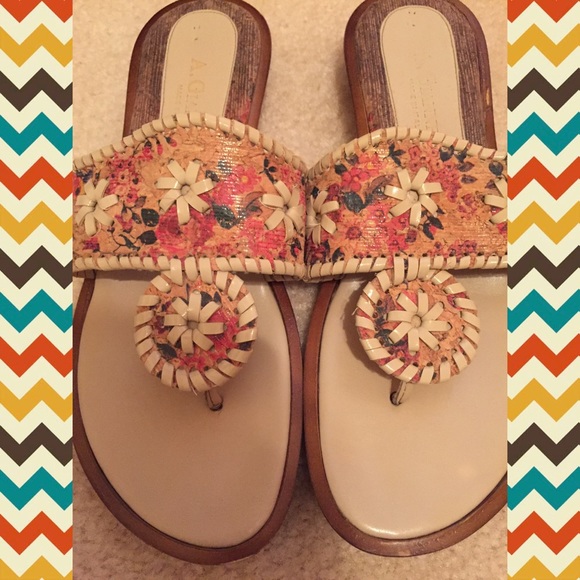 Sandals 💕💜