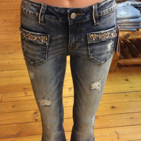 Miss Me jeans SOLD - Picture 4 of 4