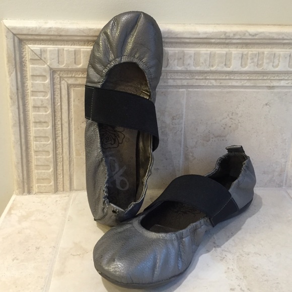 Silver & Black Ballet Flats