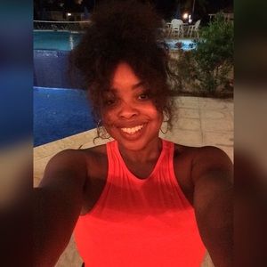 Meet your Posher, Sharon